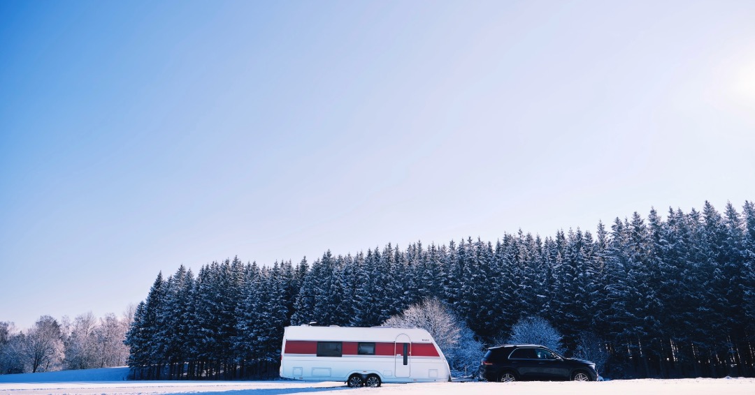 Stay Comfortable Year-Round with Kabe Caravans: Winter-Proof and Summer Ready