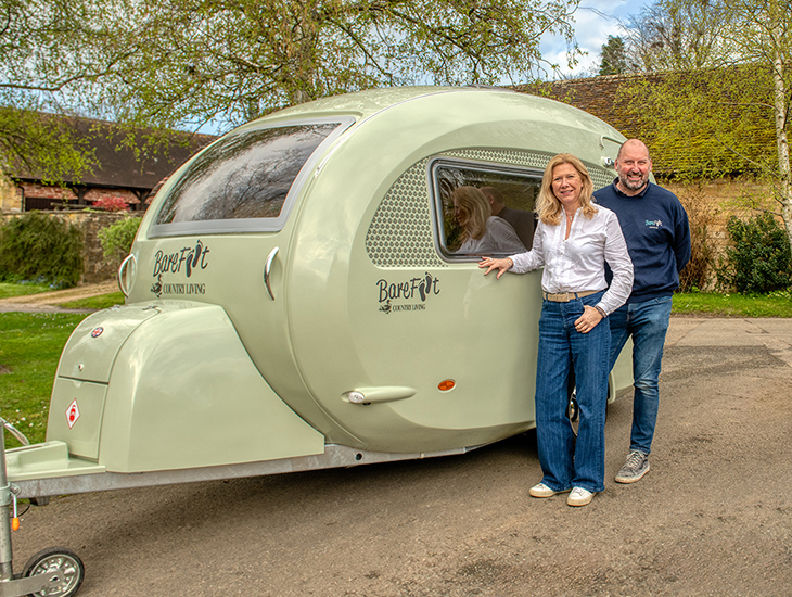 Barefoot caravans