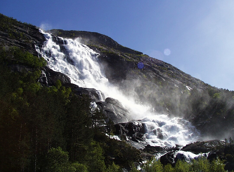 Langfoss waterval Noorwegen