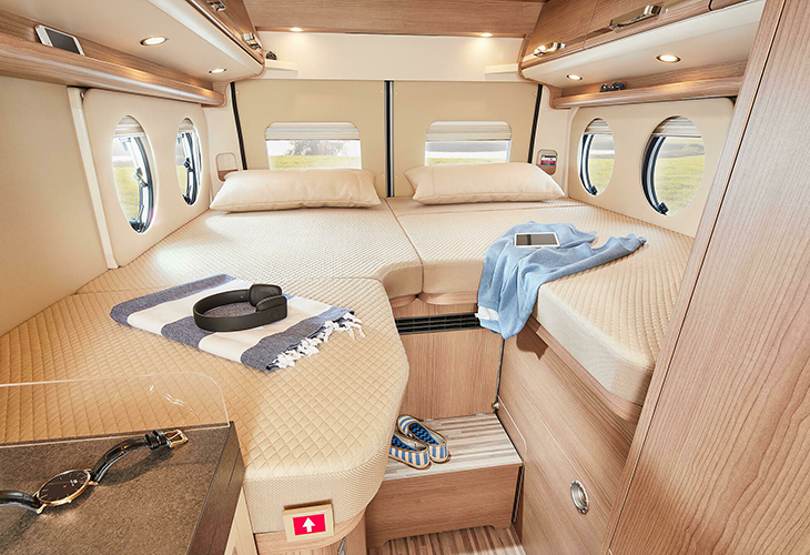 Malibu Van first class – two rooms 640 LE RB douche