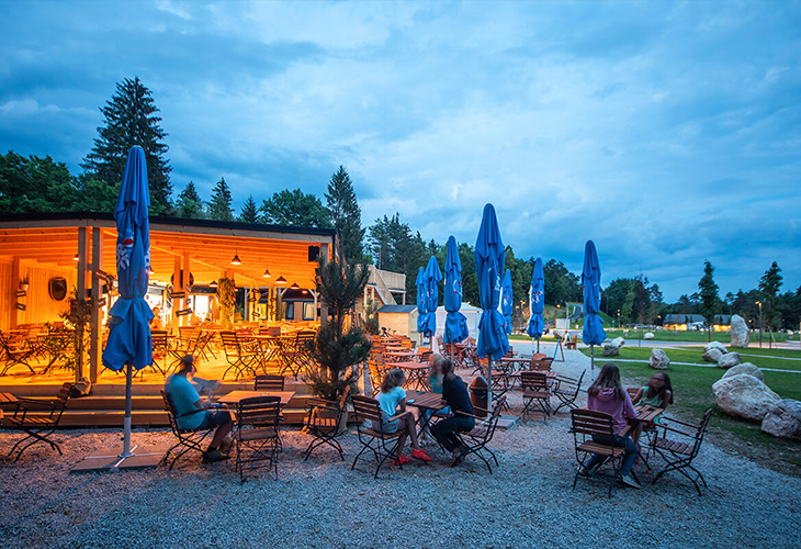 Restaurant River Camping Bled