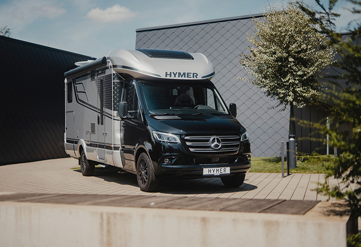 Hymer B-MC Black Edition front