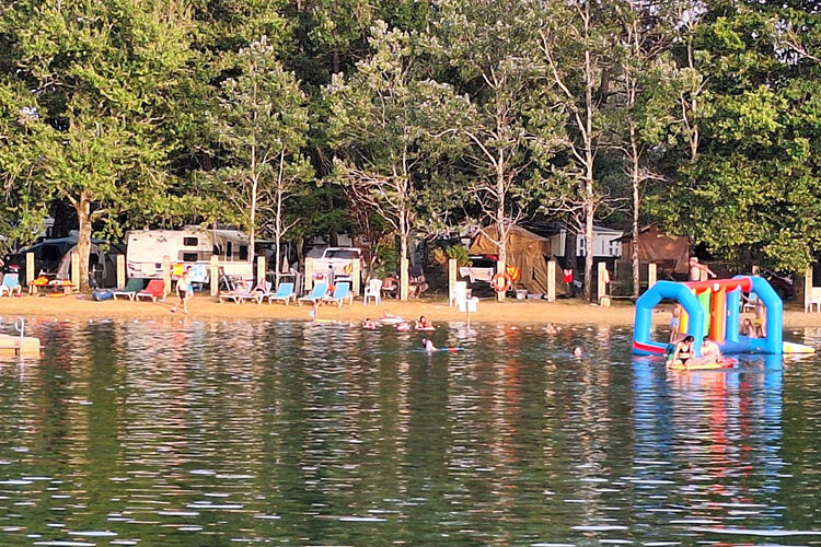 camping Le Chêne du Lac