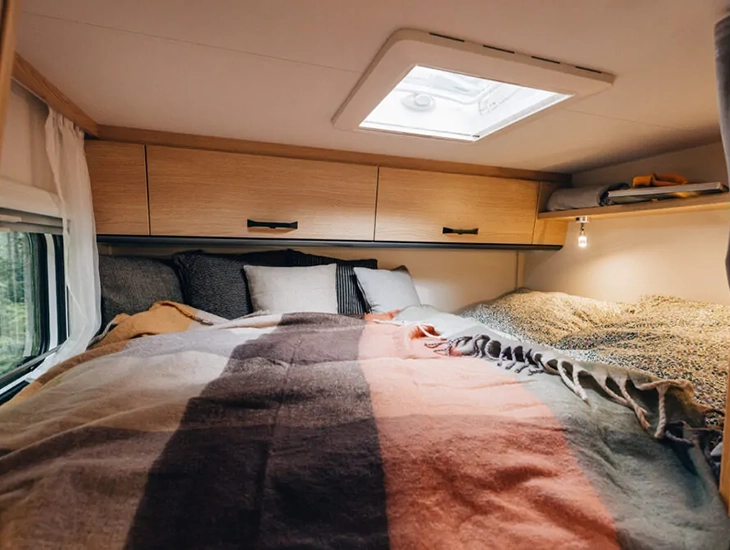 Sunlight Vans bed