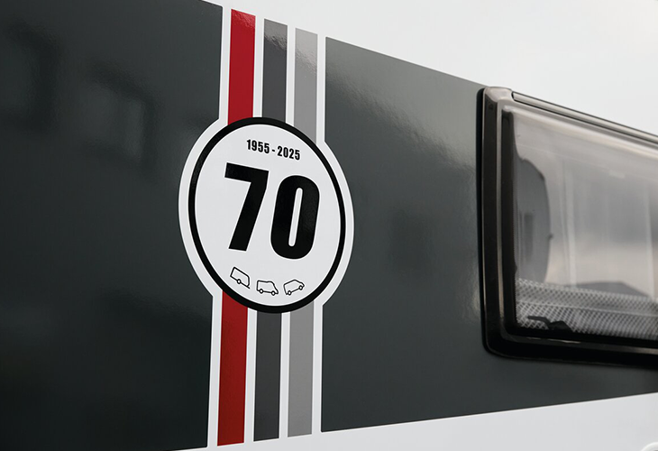 LMC 70 jaar sticker