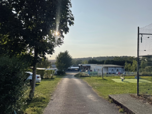 Camping du Lac de Villegusien